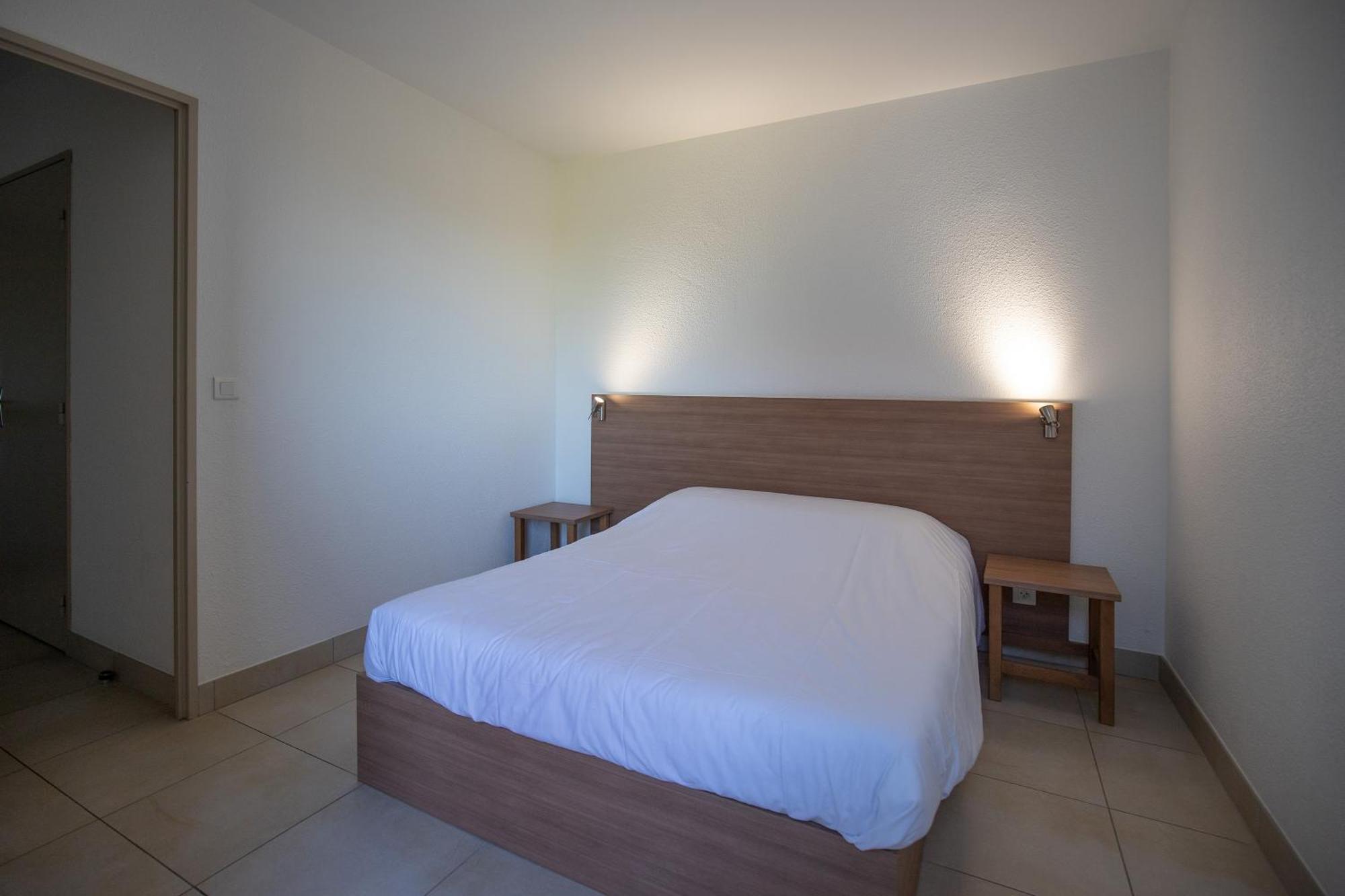 Vvf Residence אנגלה מראה חיצוני תמונה