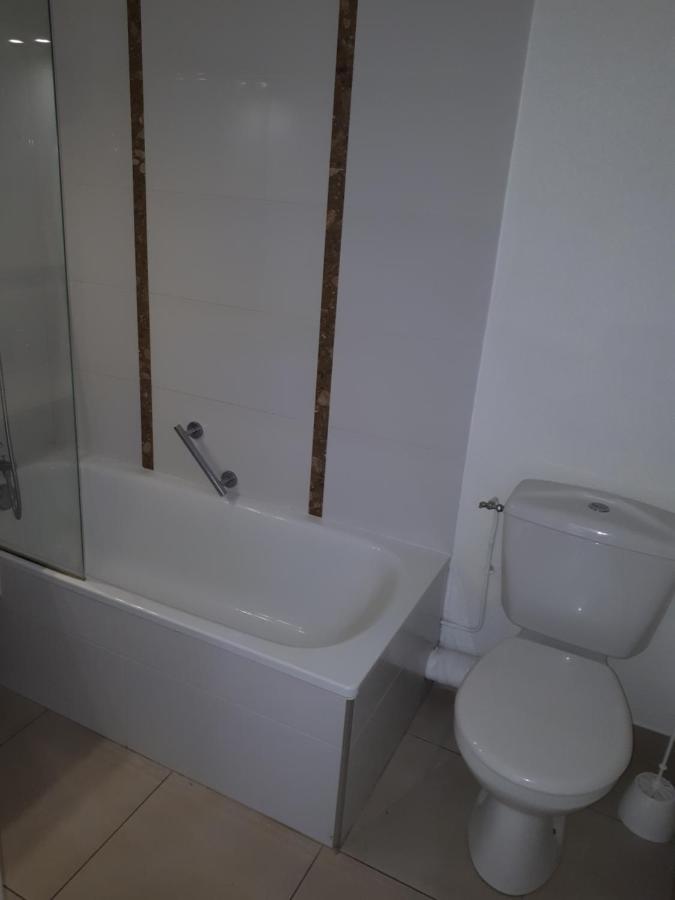 Vvf Residence אנגלה מראה חיצוני תמונה